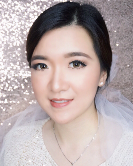 Koreai esküvői smink bemutató